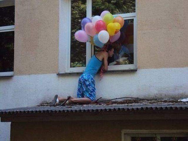 Покажи сына, пока твой муж не видит!