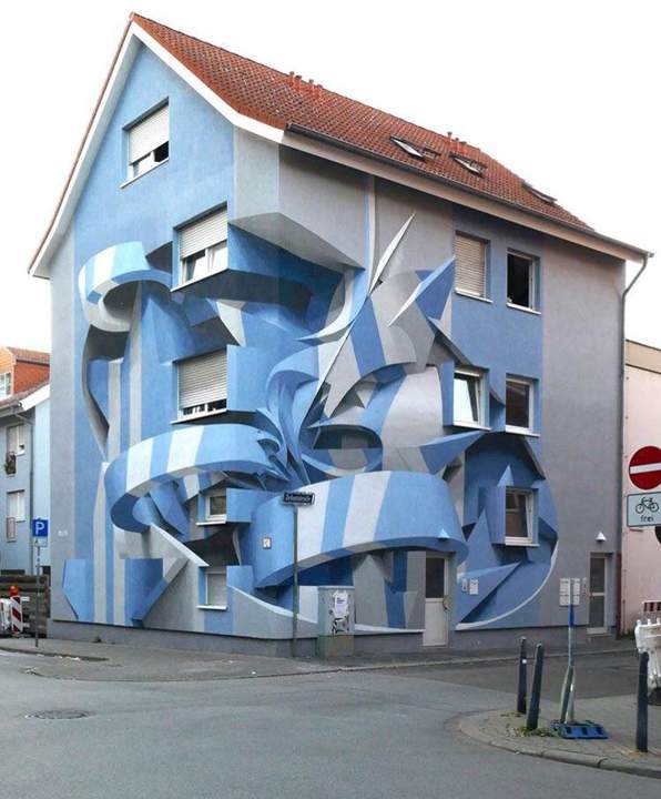 Черте что и сбоку бантик.