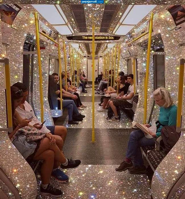 Вагон Сваровски.