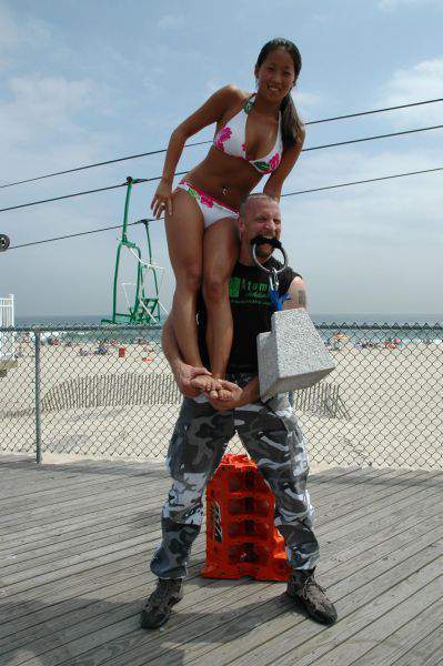 Дюймовочка с довеском