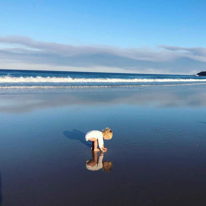 Привет. А почему у тебя тени нет?